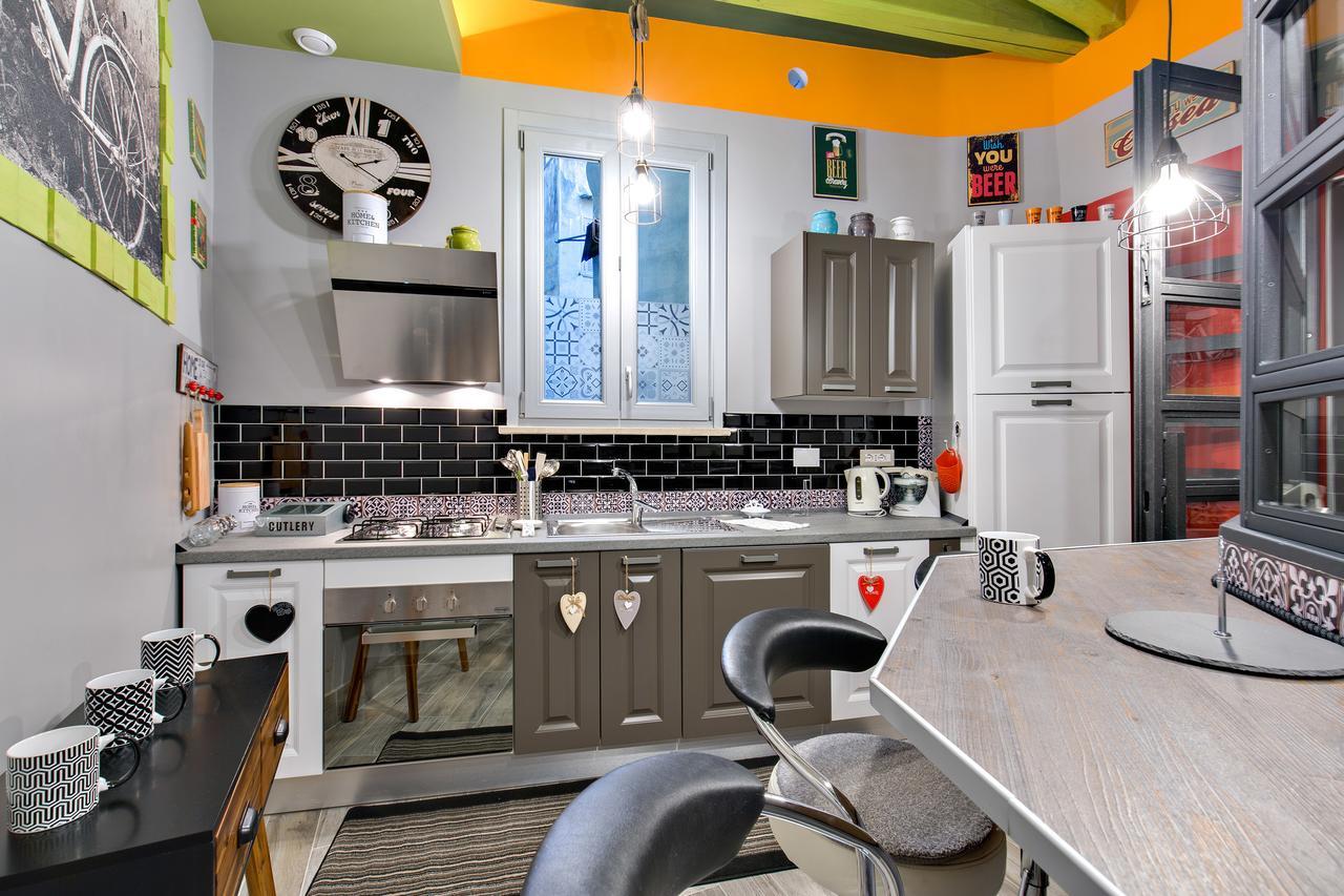 Rome As You Feel - Design Apartment At Colosseum ภายนอก รูปภาพ