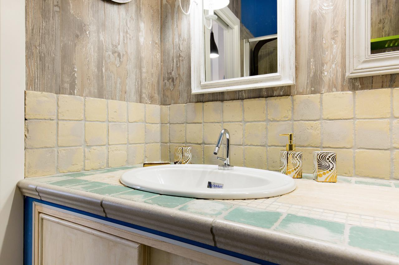 Rome As You Feel - Design Apartment At Colosseum ภายนอก รูปภาพ
