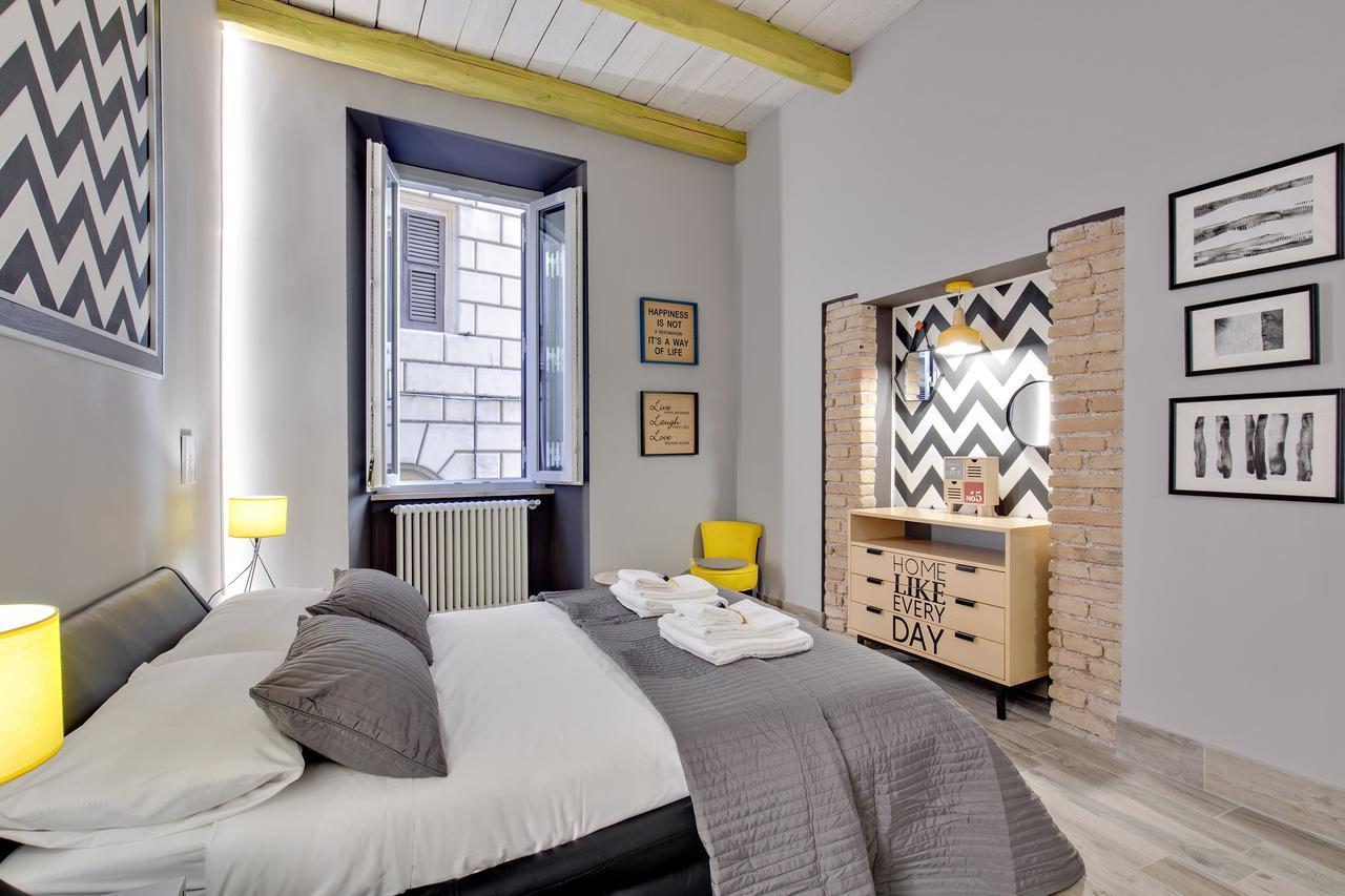 Rome As You Feel - Design Apartment At Colosseum ภายนอก รูปภาพ