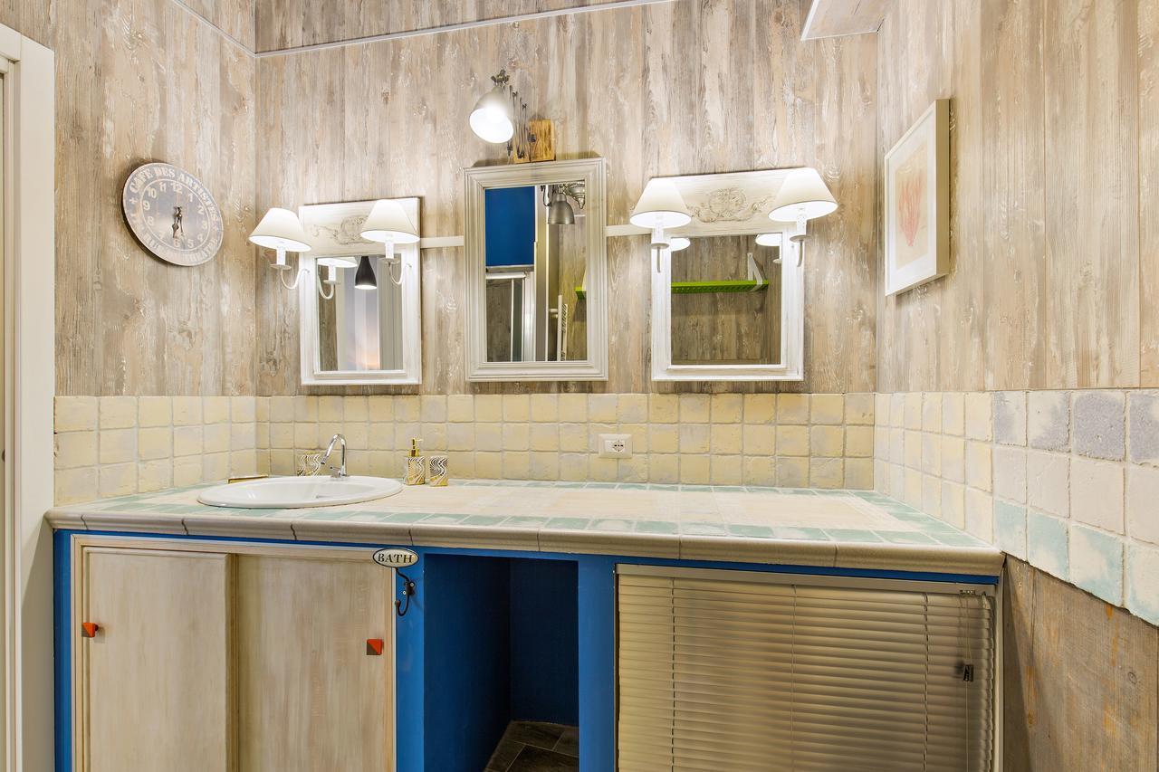 Rome As You Feel - Design Apartment At Colosseum ภายนอก รูปภาพ